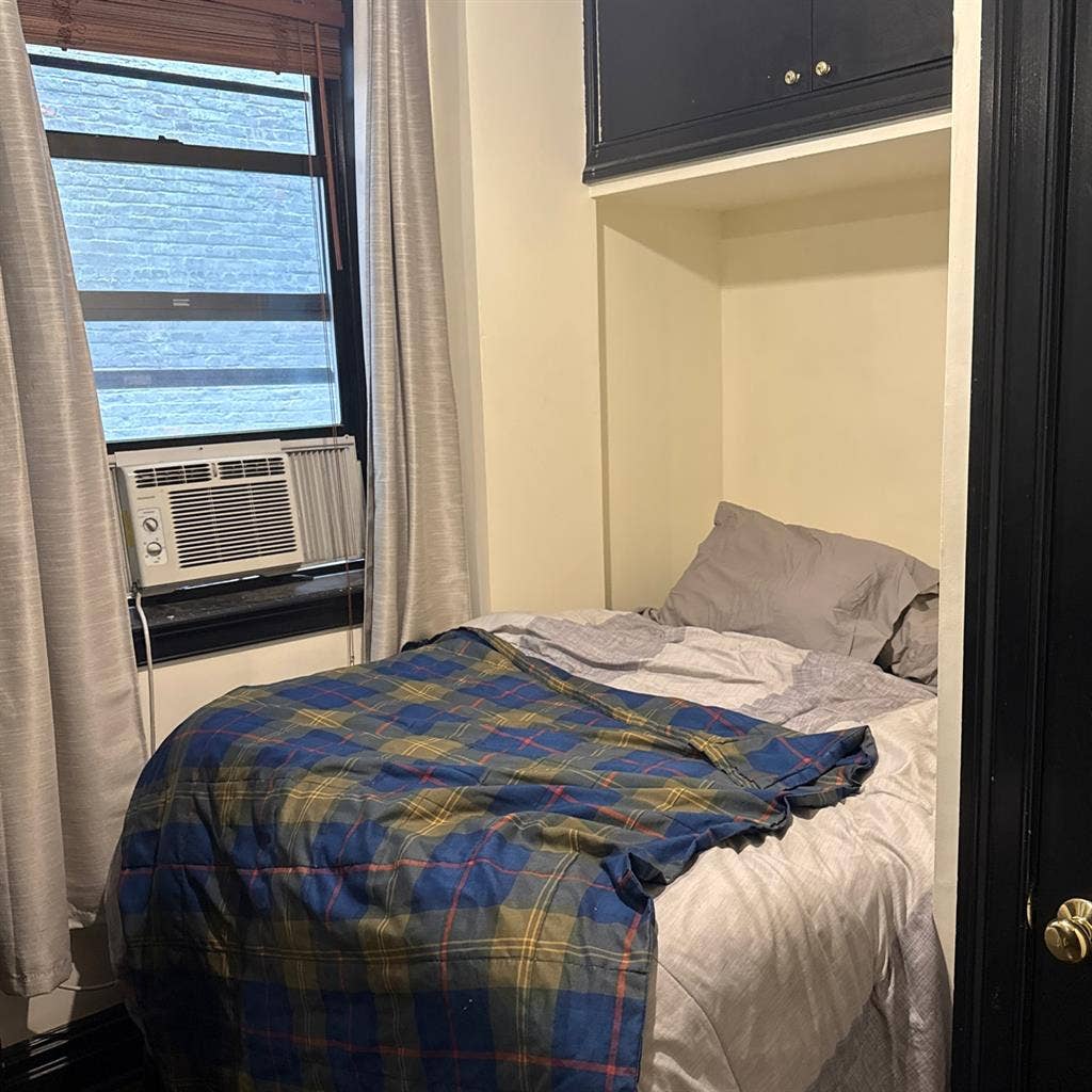 Private bedroom