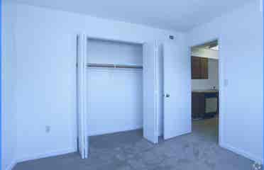 1 Bedroom for rent in apartment