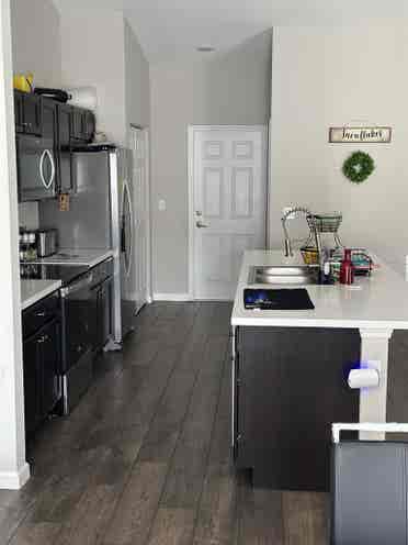 Modern quiet and cozy home for you