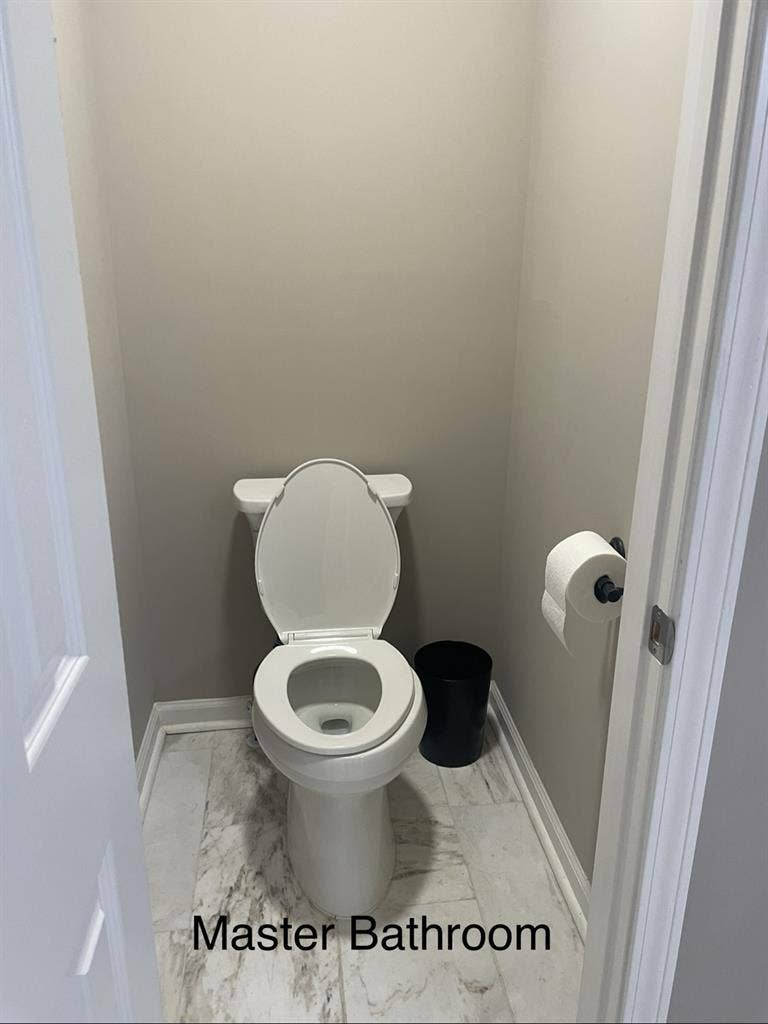 Master Bedroom/Private Bathroom