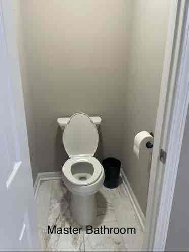 Master Bedroom/Private Bathroom
