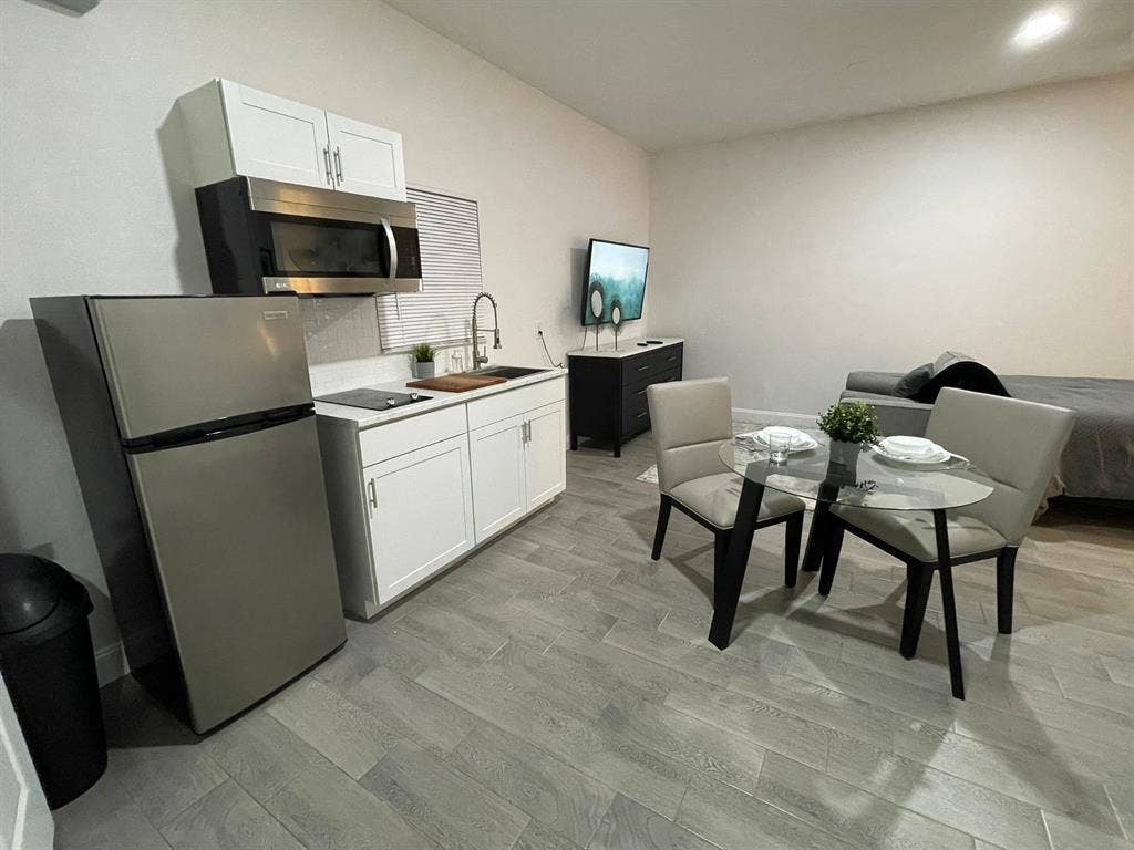 Modern Studio in Kissimmee