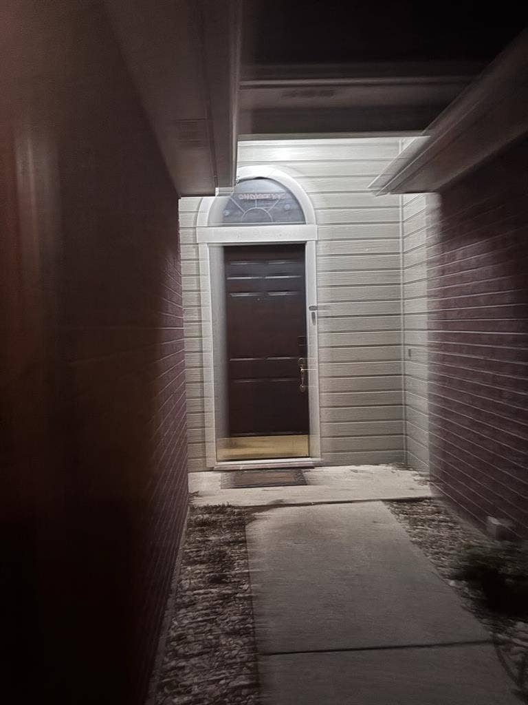 2 - Rooms for Rent Monthly Basis