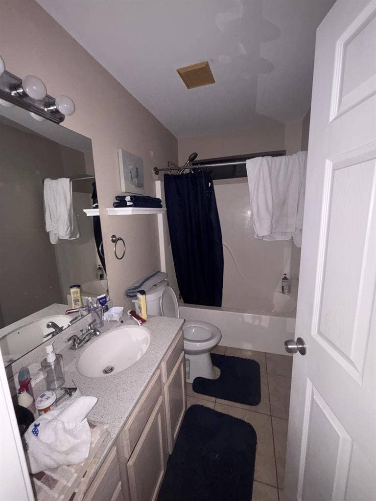 Room for Rent Monthly Basis