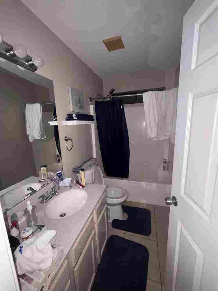 Room for Rent Monthly Basis