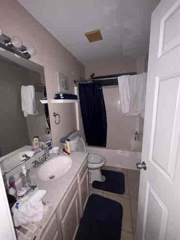 Room for Rent Monthly Basis
