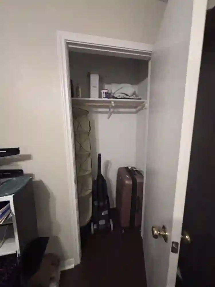 2 - Rooms for Rent Monthly Basis