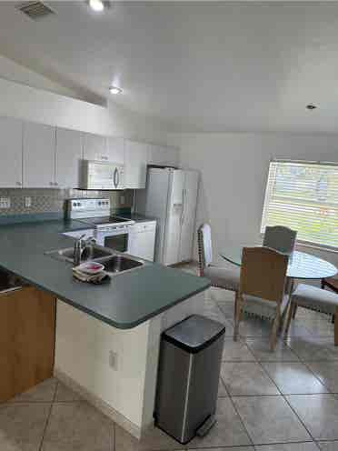 Room for rent in SE Cape Coral