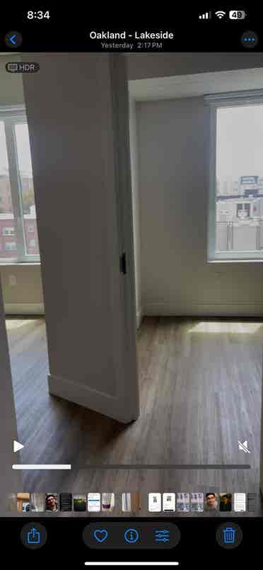 bathroom Highrise
 Apt