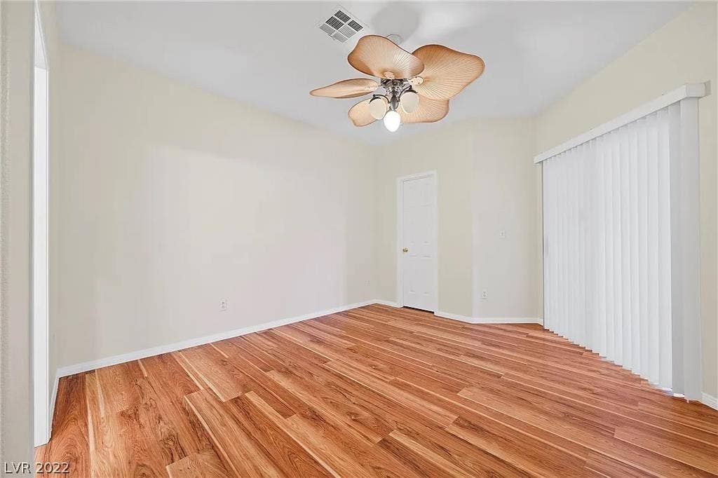 Roommate to keep my perfect place