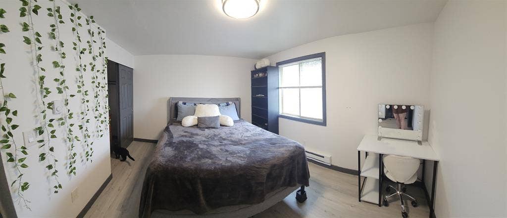 Room for rent (no kids)