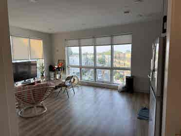 Private Room with Private for Rent