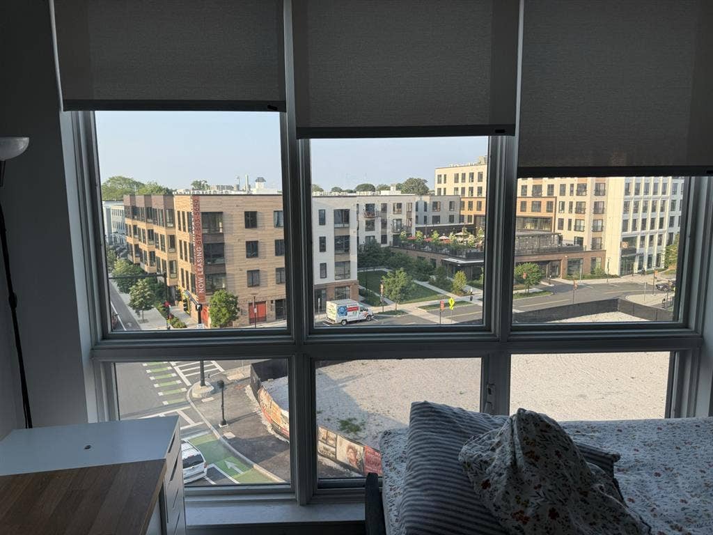 Private Room with Private for Rent