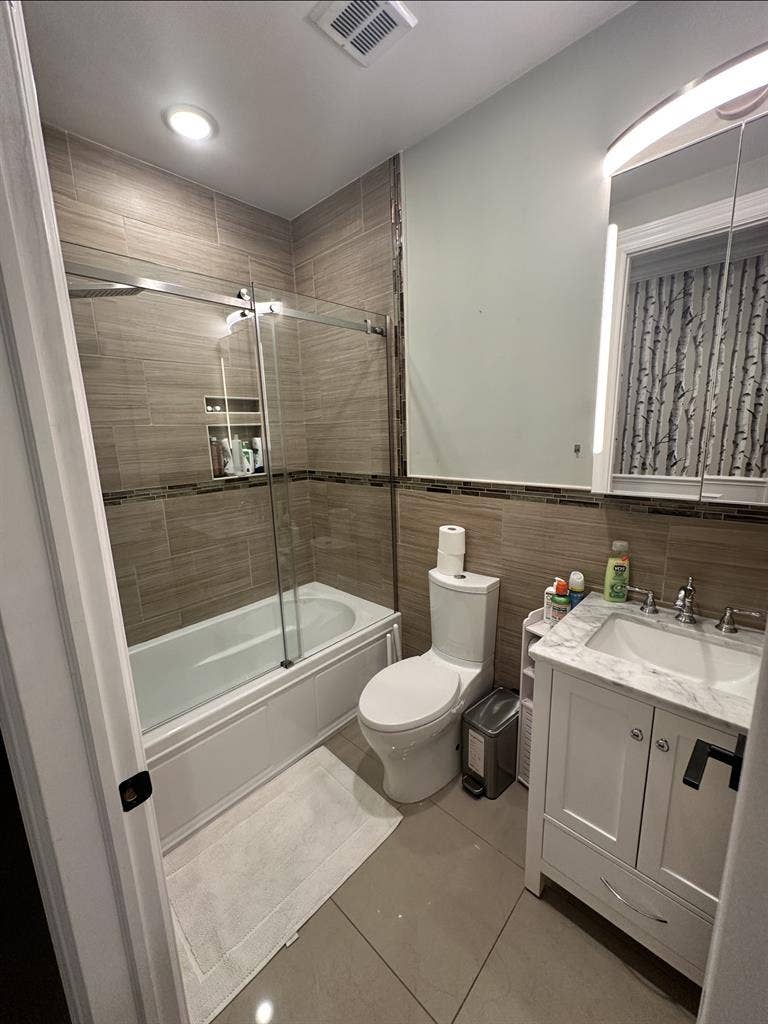 Furnished Room in Journal Sq