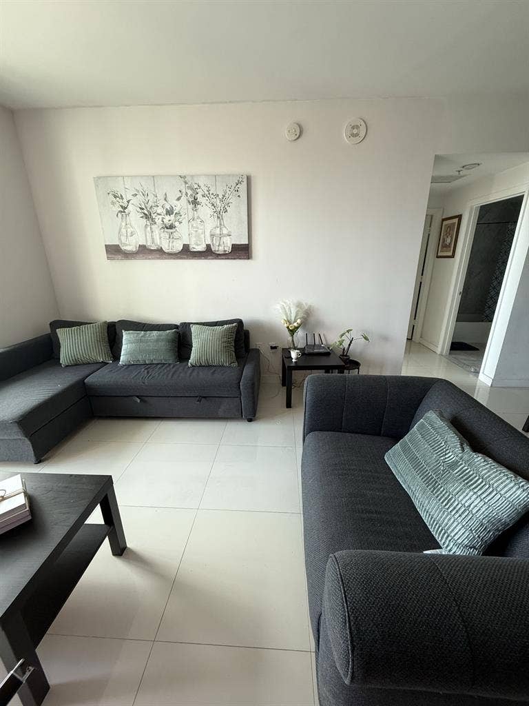 Room available in Downtown Miami