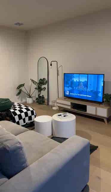HOUSEMATE WANTED