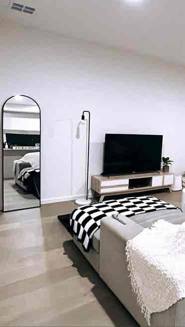 HOUSEMATE WANTED