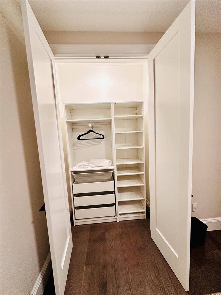 Room for rent in Journal Sq