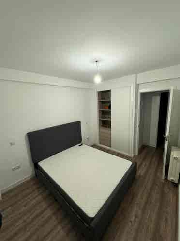 Habitación en Madrid para chica