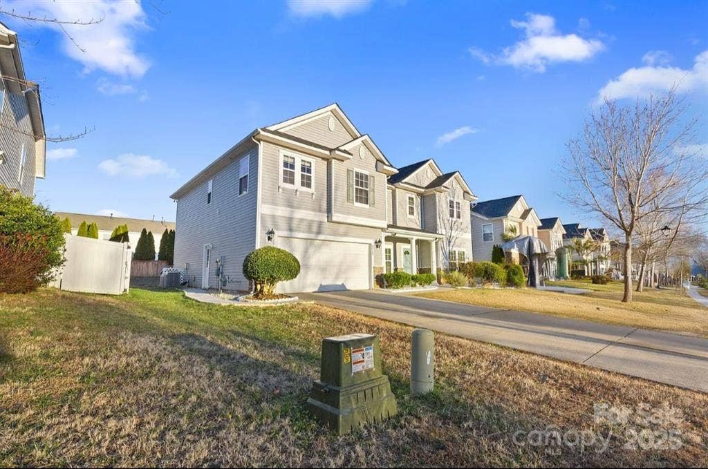 bath SqFt Home!