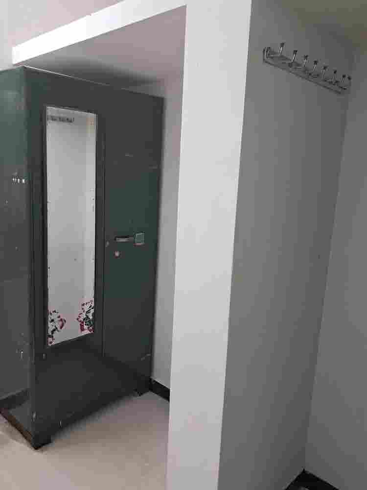 Girls roommate rent share available