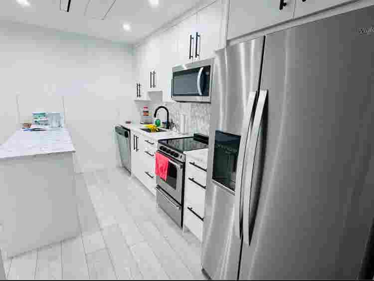 Looking for female roommate