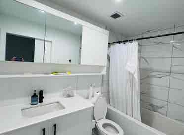Looking for female roommate