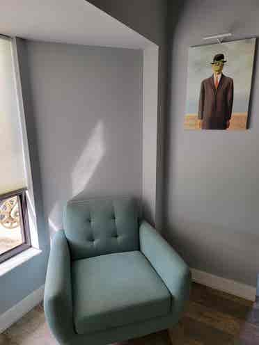 Room for Rent in Modern House