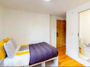 University Accommodation Available