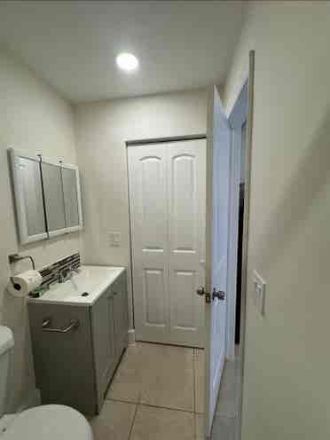 Private Cozy Studio - All Utilities