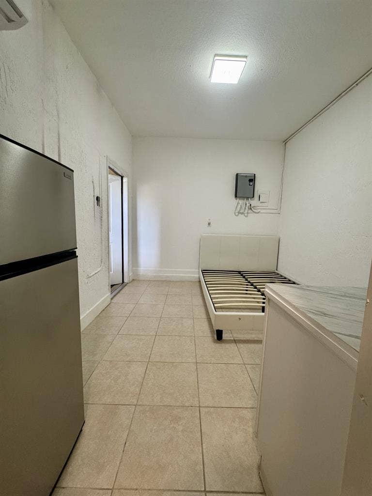Private Cozy Studio - All Utilities