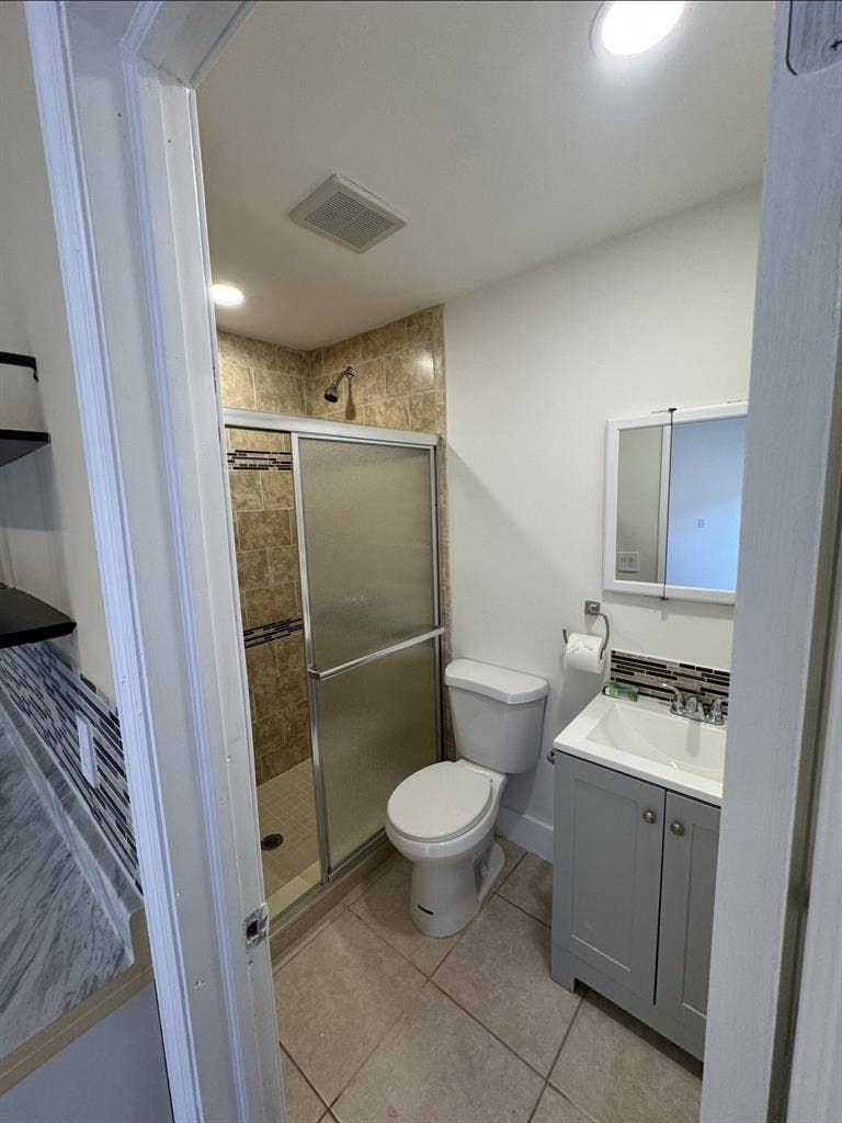 Private Cozy Studio - All Utilities