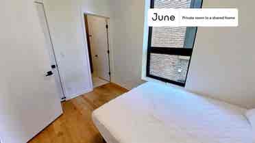 4 BR in Chicago
