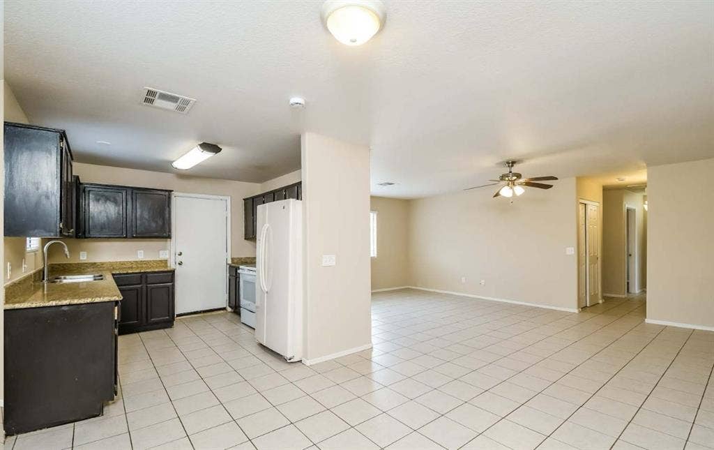 4 bedroom house ready to move in