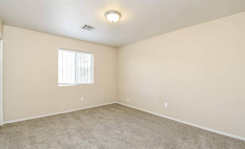 4 bedroom house ready to move in