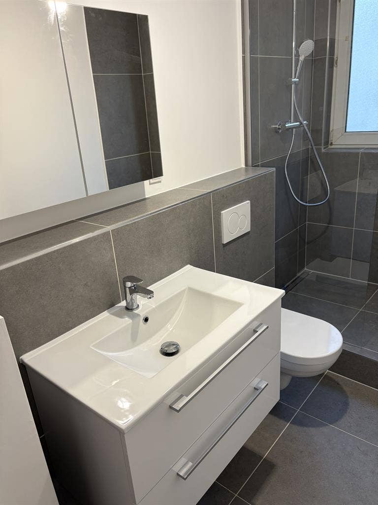 Modern sqm room Alt-Treptow