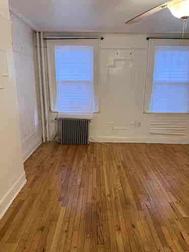 Yard! Washer/Dryer! Private Bath!