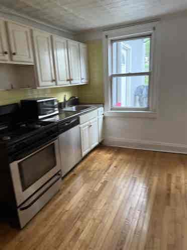 Yard! Washer/Dryer! Private Bath!
