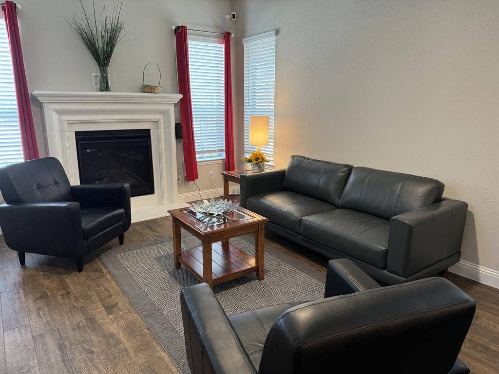 ROOM TO RENT FOR UTD STUDENTS
