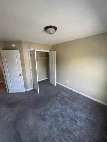 2 Bedrooms Available
