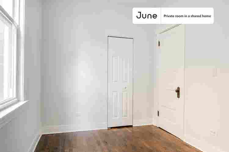 4 BR in Chicago