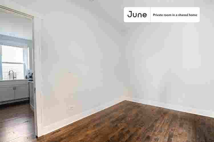 4 BR in Chicago
