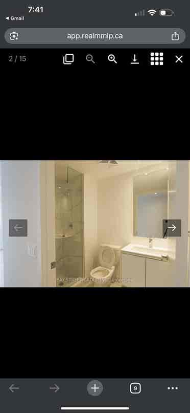 HOUSEMATE /  BATHROOM