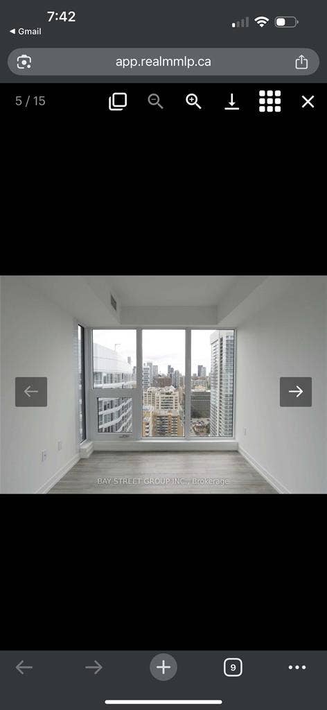 HOUSEMATE / BATHROOM