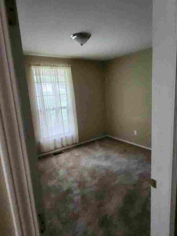 RENTED OUT 2yrs. LuxuryWaterford