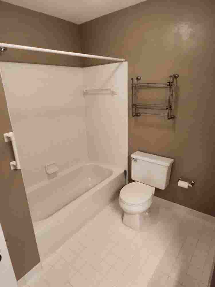 RENTED OUT 2yrs. LuxuryWaterford