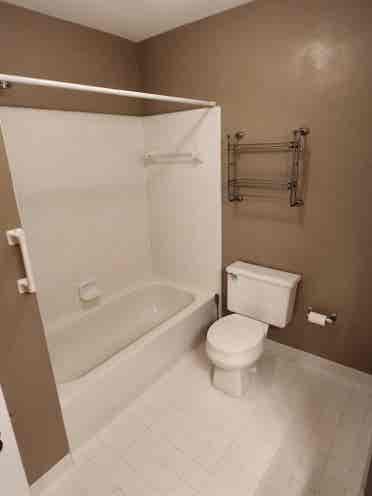 Luxury condo in Waterford