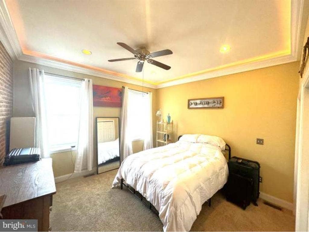 Private Room & Bathroom Available