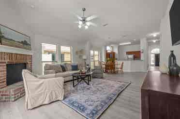 1 BR in Dallas