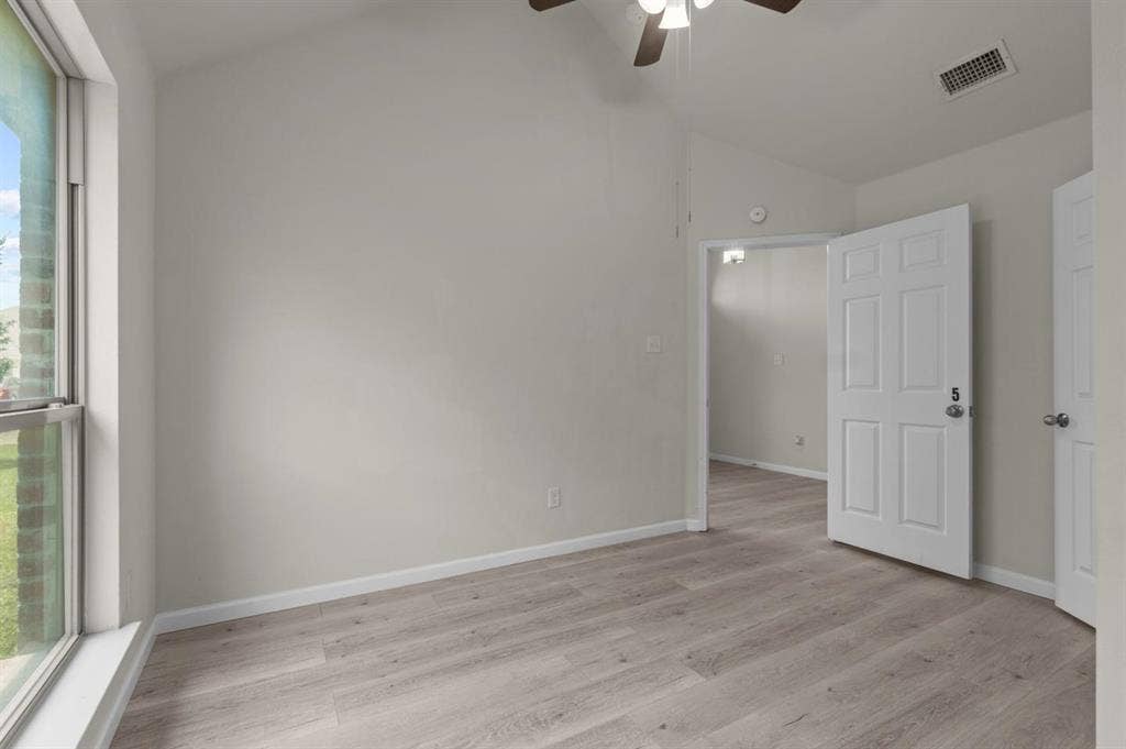 1 BR in Dallas